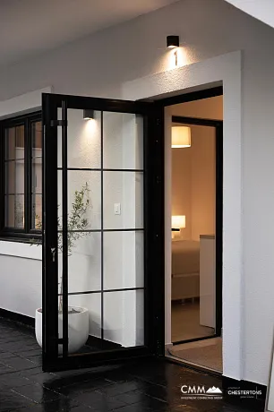 Charming Villa with boutique apartments in Tivat